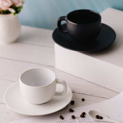 TOTEM MINI, set od dve keramičke šolje za espresso sa tacnama, 2 x 85 ml, crni