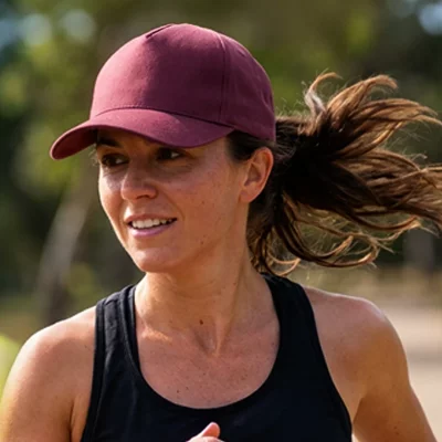 VOLLEY, kačket sa 5 panela, metalna kopča, beli